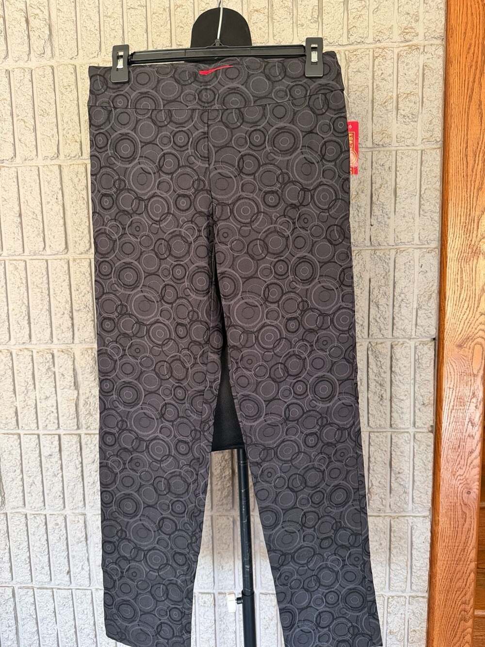 902 Krazy Larry Pull On Pants Size 6 Black Geometric